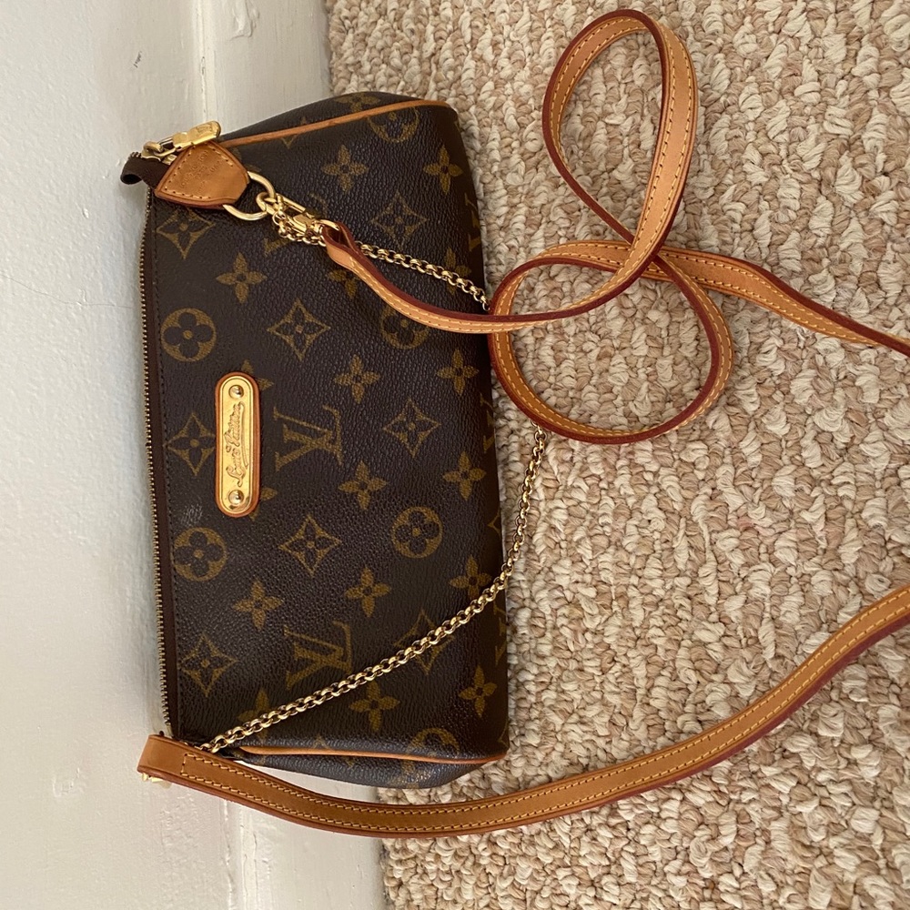 Louis Vuitton pouch